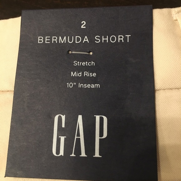 GAP Bermuda shorts size 2 Mid Rise 10” Inseam - Picture 2 of 6